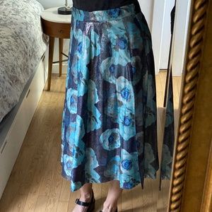 Pleated Midi Skirt in Metallic Floral-Print Jacquard